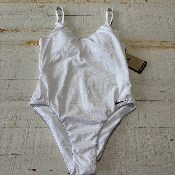 Nike V-Neck Jacquard One Piece Swimsuit NWT size Medium White Bathing Suit - Picture 4 of 15